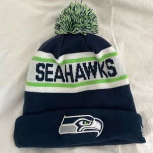 Seahawks winter beanie worn 1x (Unisex)